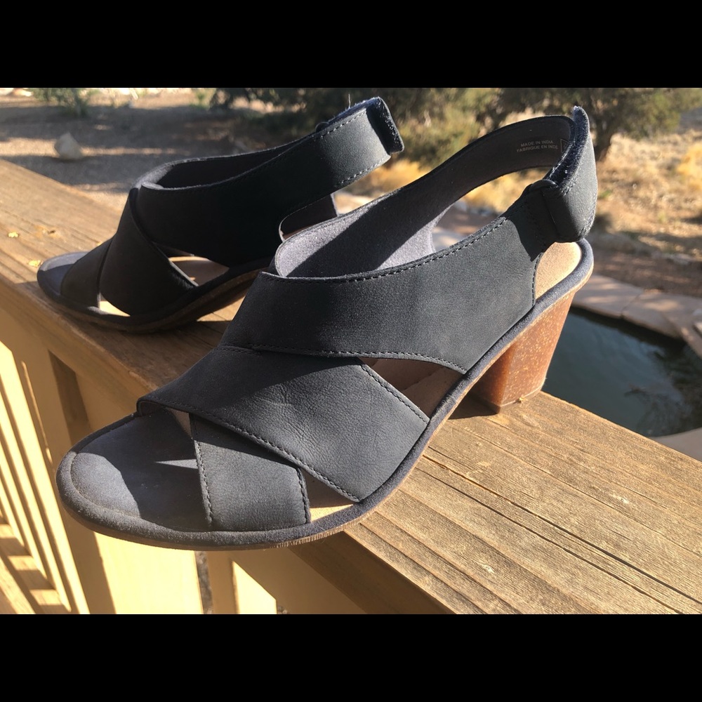 Clarks Sling Back Navy Suede Heels